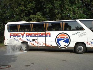Der Bus von der Firma Frey